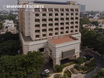 Call girls in Alwarpet